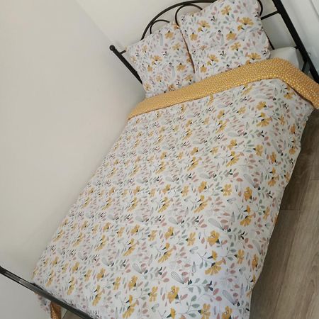 Joli Appartement Clichy Buitenkant foto